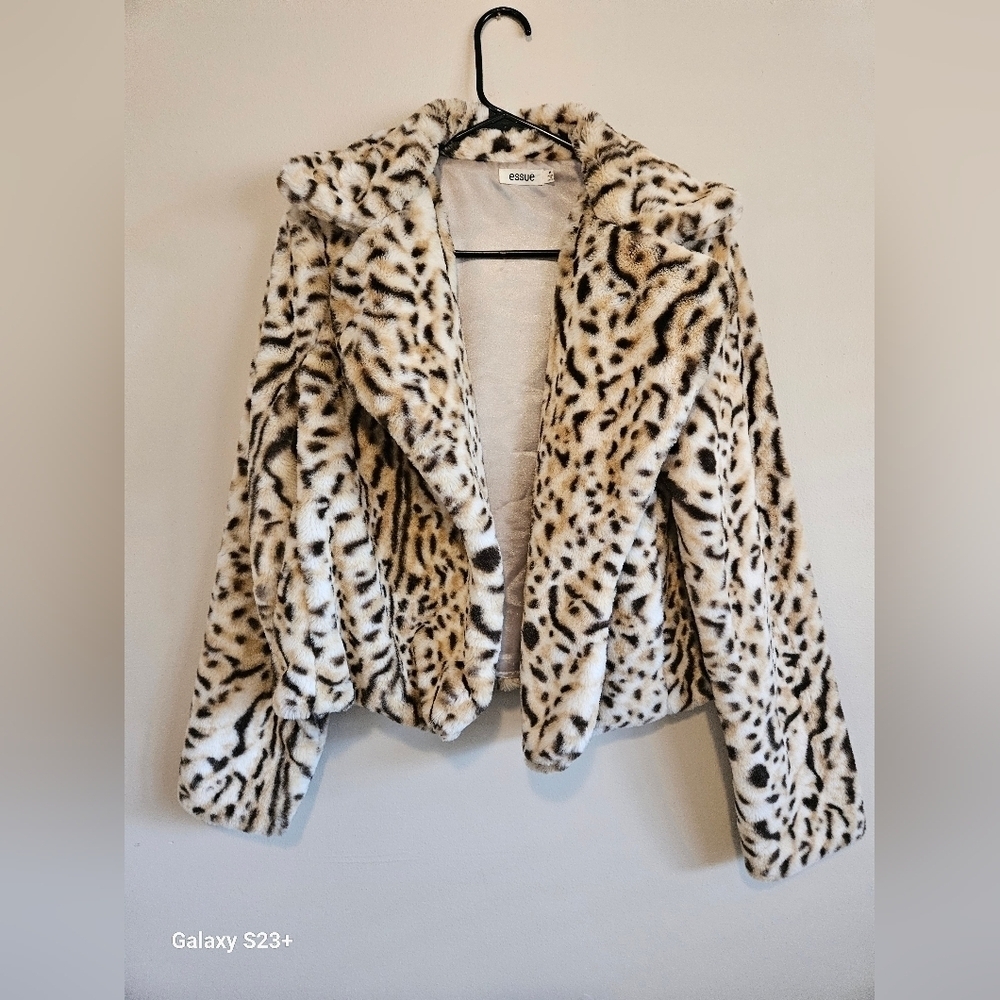 Cheetah open front cardigan coat size med. - Picture 3 of 16